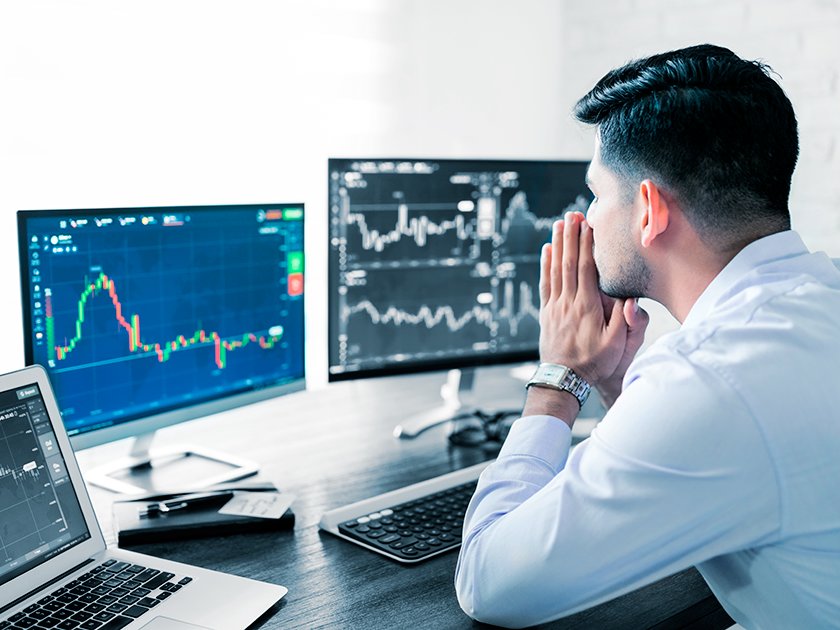 «Год обещает быть удачным на дивиденды»: прогнозы экспертов по фондовому рынку в 2023-м