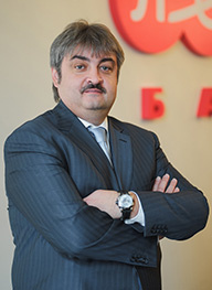 «Сейчас самый простой способ стать «богатым» — это взять взаймы»