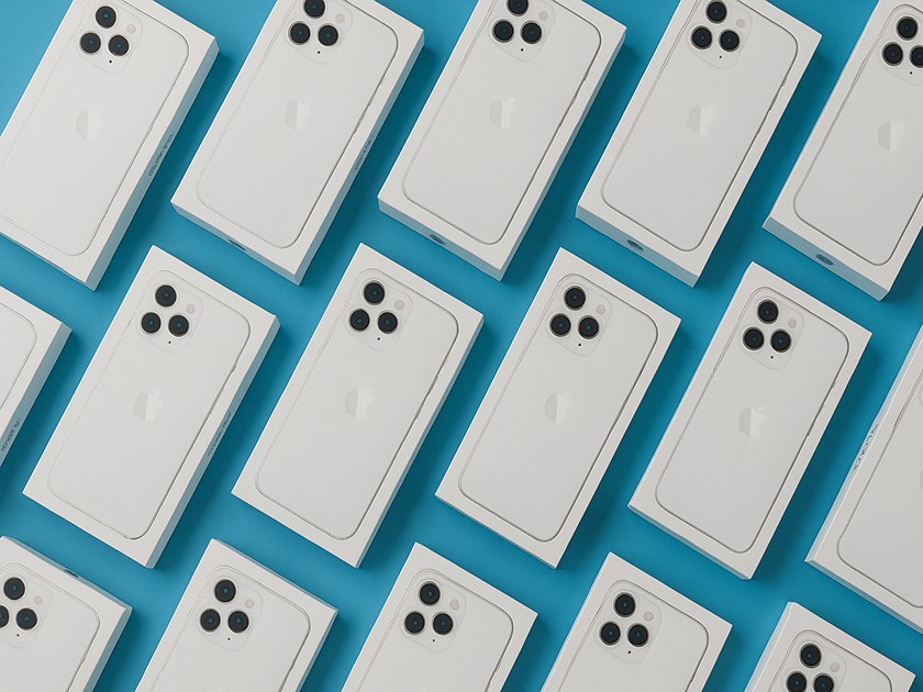 Россиянин заставил маркетплейс продать айфоны по 5 рублей. Что делать, если маркетплейс отказывается продавать товар по указанной цене