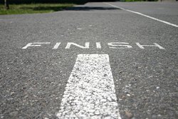 Отозваны лицензии не переживших кризис