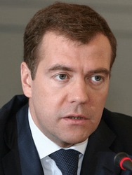 Дмитрий Медведев: «Ситуация в экономике не кризисная, но она предгрозовая»