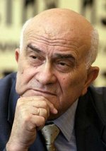 Евгений Ясин: «Кризис не только затянется, он изменит всю экономическую ситуацию в стране»