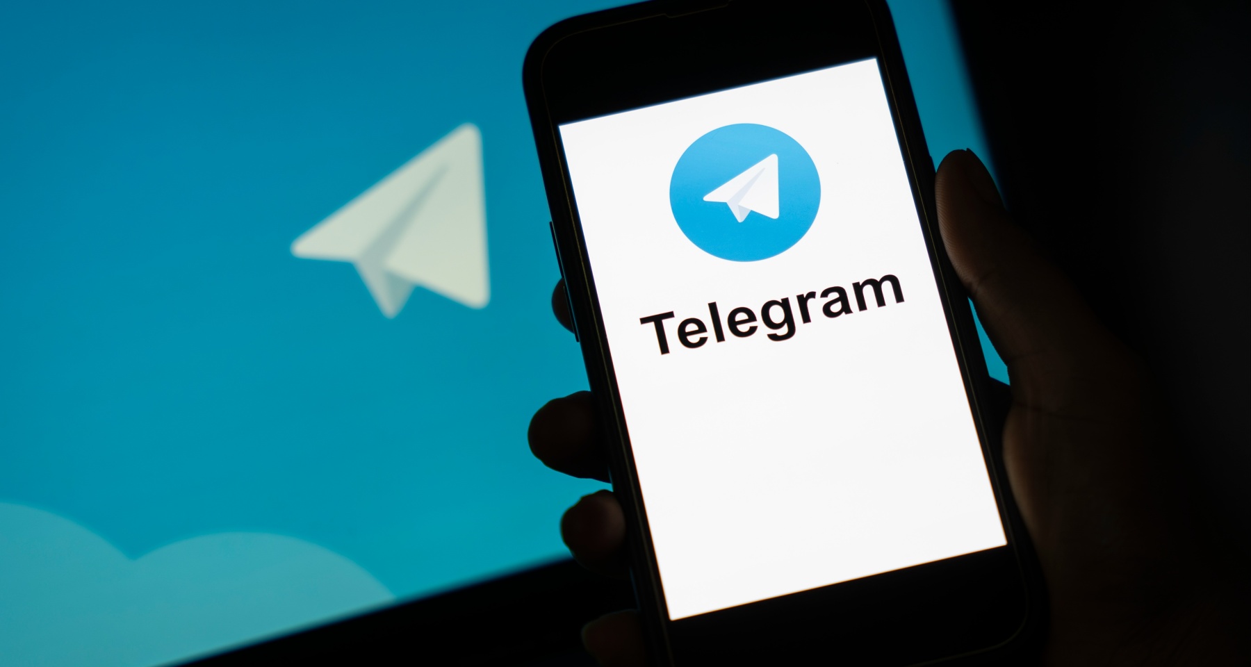 Российские банки начали закрывать чат-боты в Telegram