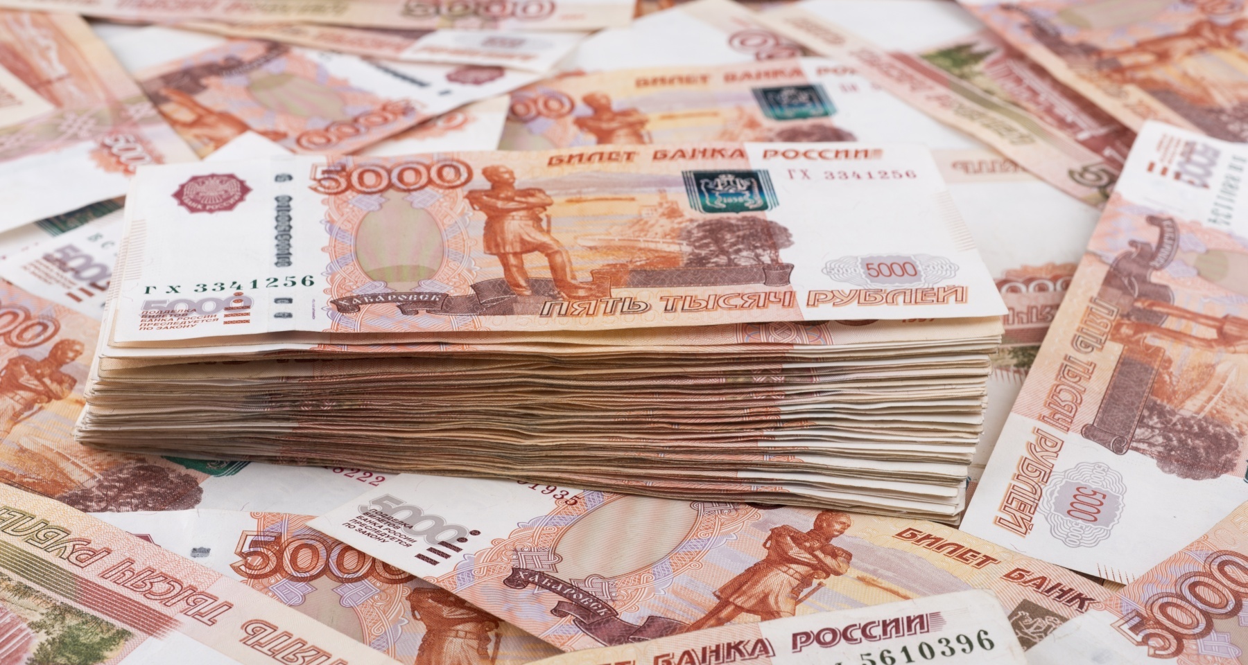 Зарплата для «нормальной» жизни, средний размер пенсии в России. Социальные новости недели