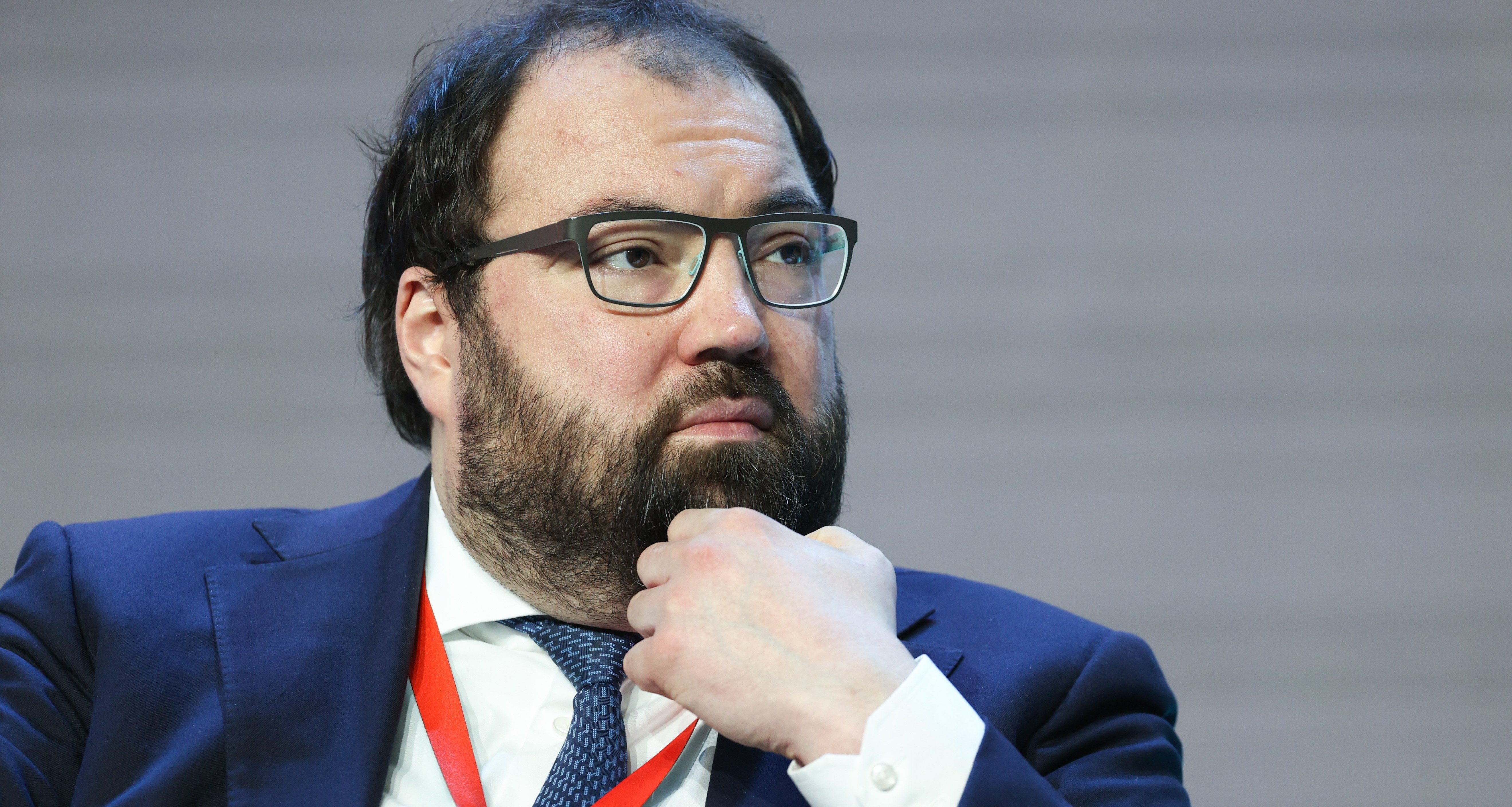 Глава Минцифры высказался о допуске в Интернет по паспорту