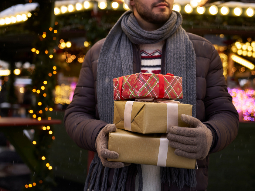 Как не потратить все в декабре, встретить Новый год и спокойно дожить до январской зарплаты?
