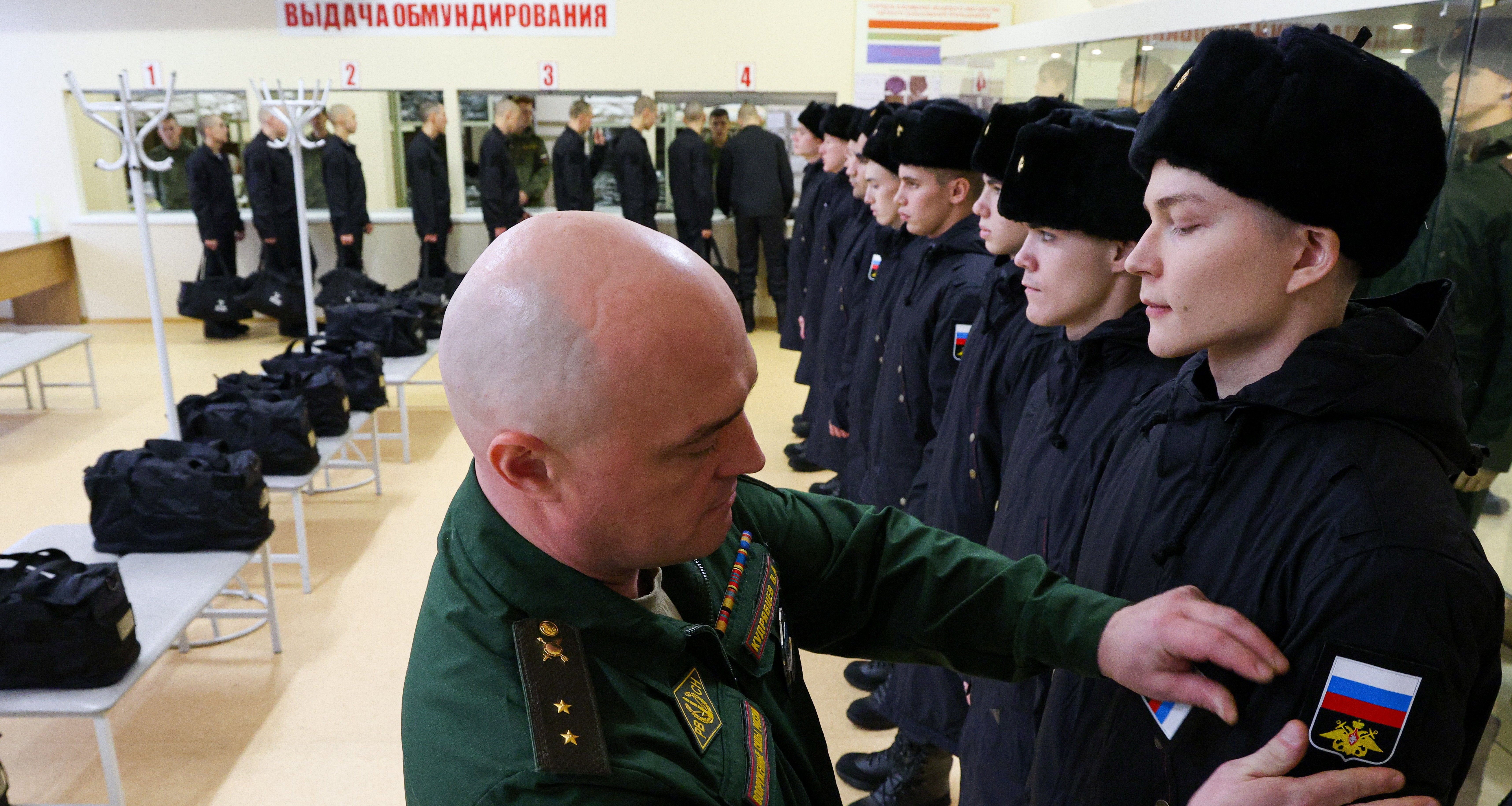 Названа точная дата запуска электронной базы призывников